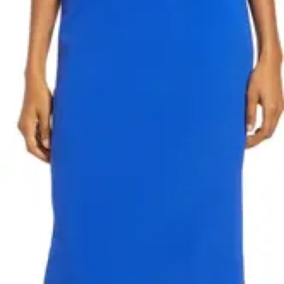 Bailey Off the Shoulder Body-Con Dress
Dress the Population size - Picture 3 of 7